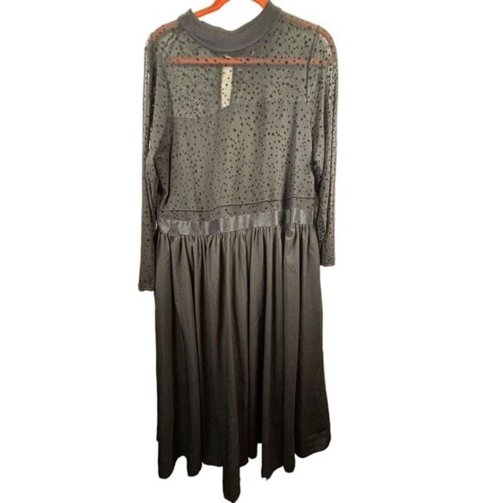 Torrid At The Knee Star Sheer Skater Dress in Deep Black Size 20